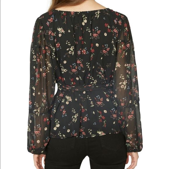 Sanctuary Dark Floral Long Sleeve Wrap Blouse NWT size Small - Picture 3 of 13